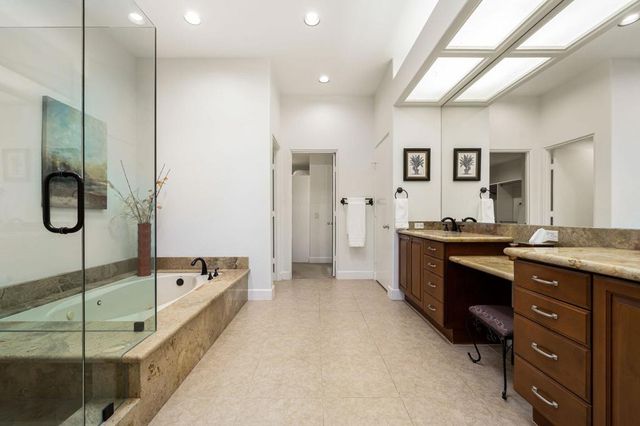 416 Desert Holly Drive, Palm Desert, CA 92211