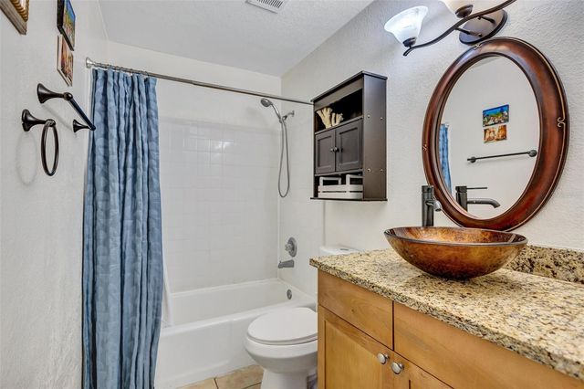 4875 COQUINA KEY DRIVE SE C, St Petersburg, FL 33705