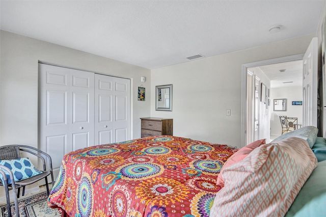 4875 COQUINA KEY DRIVE SE C, St Petersburg, FL 33705