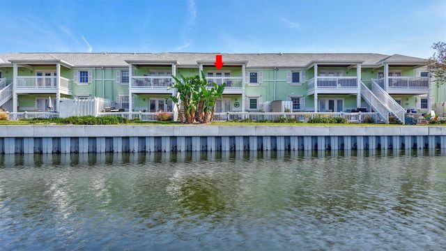 4875 COQUINA KEY DRIVE SE C, St Petersburg, FL 33705