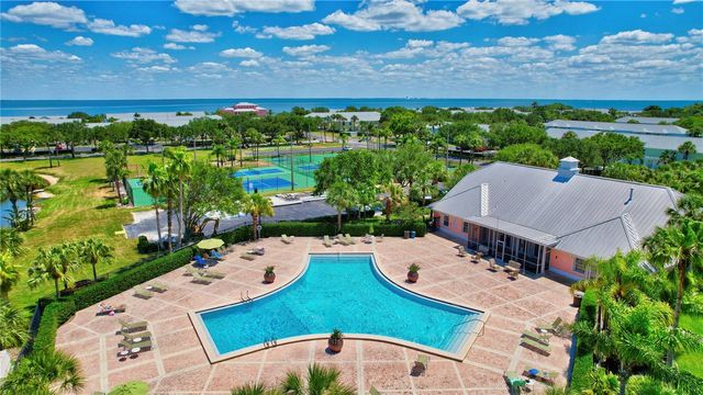 4875 COQUINA KEY DRIVE SE C, St Petersburg, FL 33705