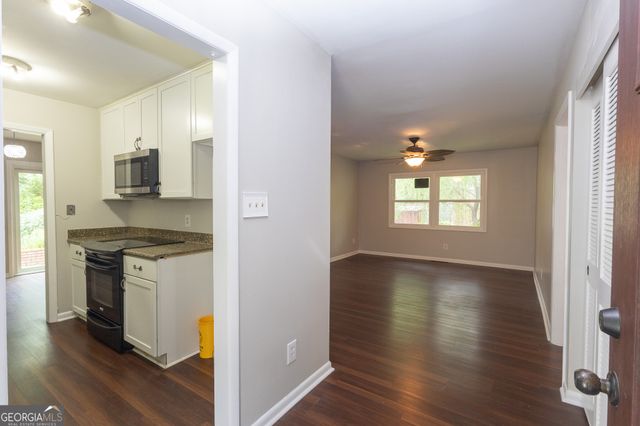 211 Sunnydale Drive, Warner Robins, GA 31088