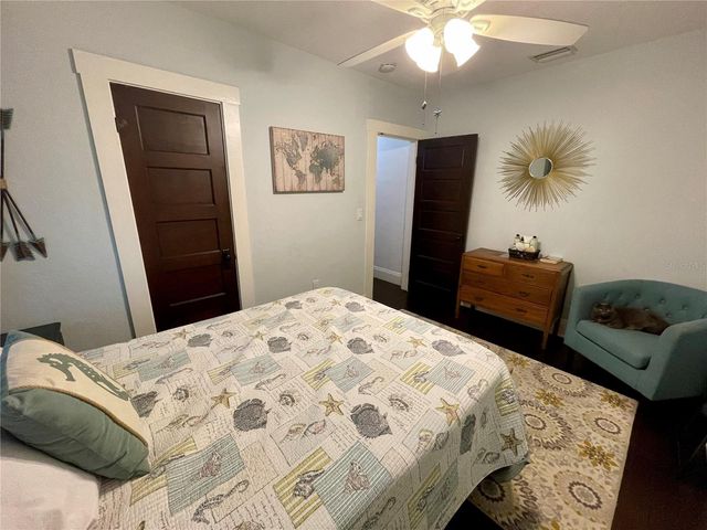 2703 10TH AVENUE W, Bradenton, FL 34205