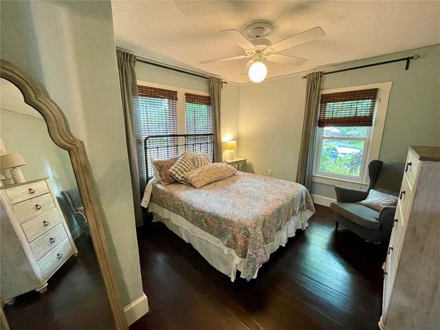 2703 10TH AVENUE W, Bradenton, FL 34205