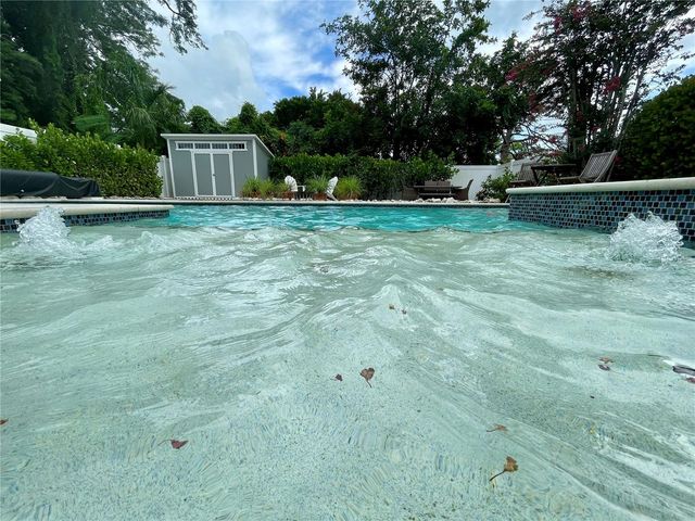 2703 10TH AVENUE W, Bradenton, FL 34205
