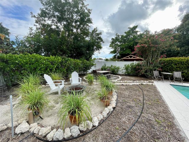 2703 10TH AVENUE W, Bradenton, FL 34205