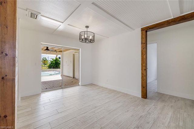 208 SE 43rd TER, Cape Coral, FL 33904