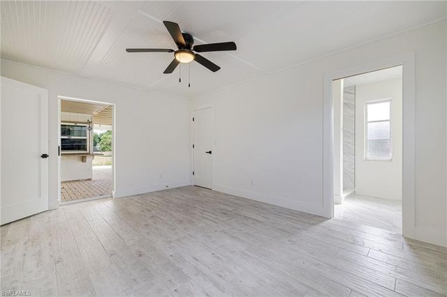 208 SE 43rd TER, Cape Coral, FL 33904