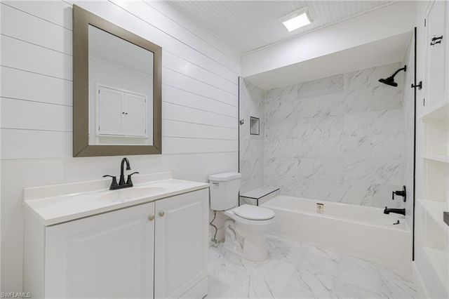 208 SE 43rd TER, Cape Coral, FL 33904