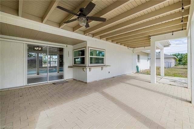 208 SE 43rd TER, Cape Coral, FL 33904