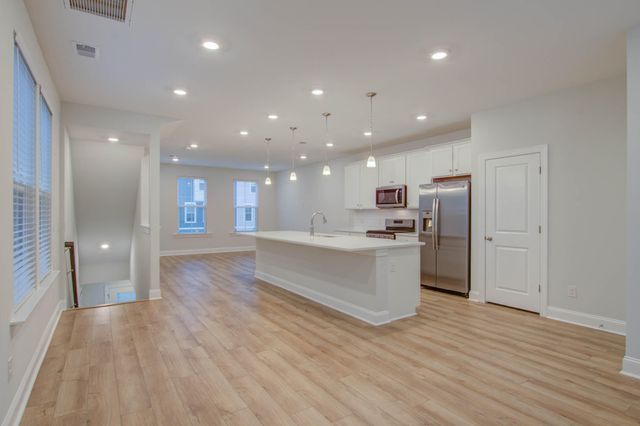 1237 Tice Lane, North Charleston, SC 29405