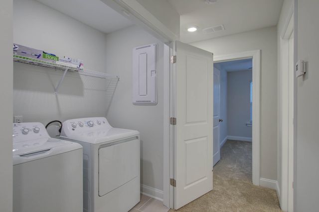 1237 Tice Lane, North Charleston, SC 29405