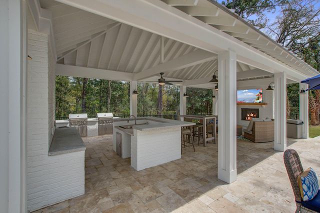 1237 Tice Lane, North Charleston, SC 29405