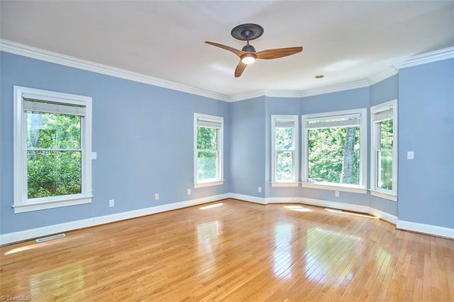160 Wellsprings Court, Pfafftown, NC 27040