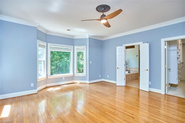 160 Wellsprings Court, Pfafftown, NC 27040