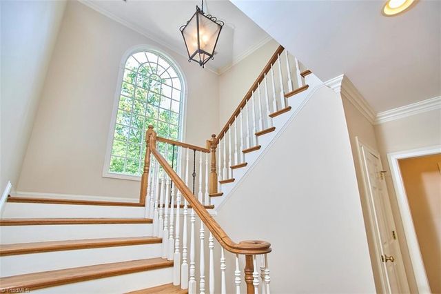 160 Wellsprings Court, Pfafftown, NC 27040