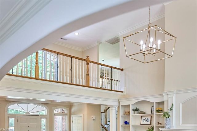 160 Wellsprings Court, Pfafftown, NC 27040