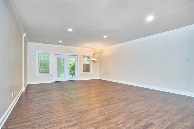 160 Wellsprings Court, Pfafftown, NC 27040