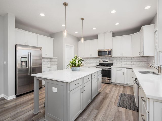 8836 Glacier Pointe Drive, Plain City, OH 43064