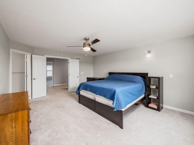 8836 Glacier Pointe Drive, Plain City, OH 43064