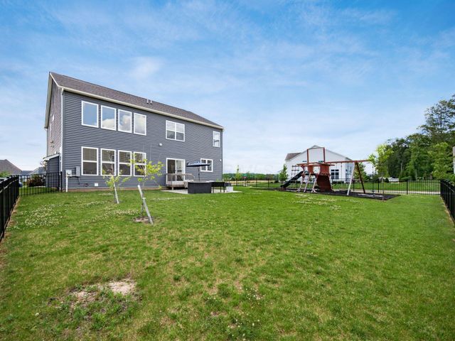 8836 Glacier Pointe Drive, Plain City, OH 43064