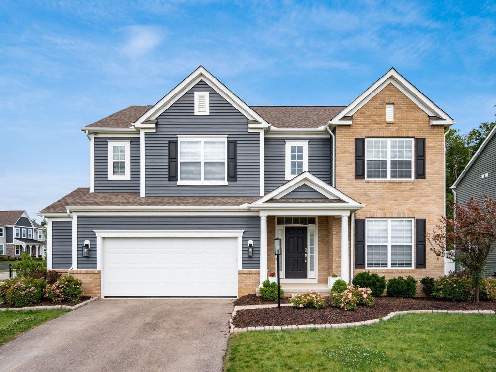 8836 Glacier Pointe Drive, Plain City, OH 43064
