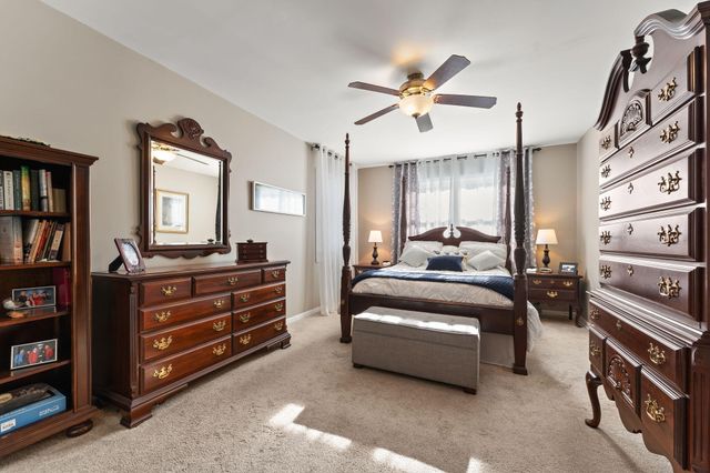 11327 Kelly Drive, St. John, IN 46373