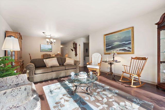 11327 Kelly Drive, St. John, IN 46373