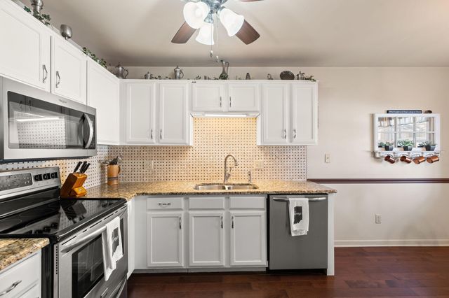 11327 Kelly Drive, St. John, IN 46373