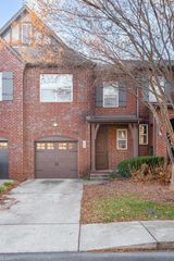 120 Ambassador Pvt Cir, Hendersonville, TN 37075