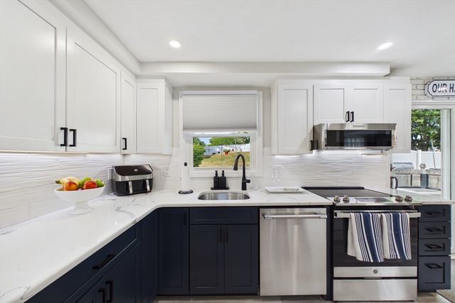 67 Leigh St., Framingham, MA 01701