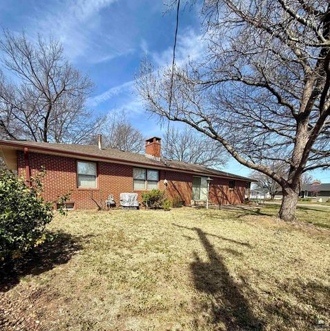 1609 N Campbell Street, Abilene, KS 67410