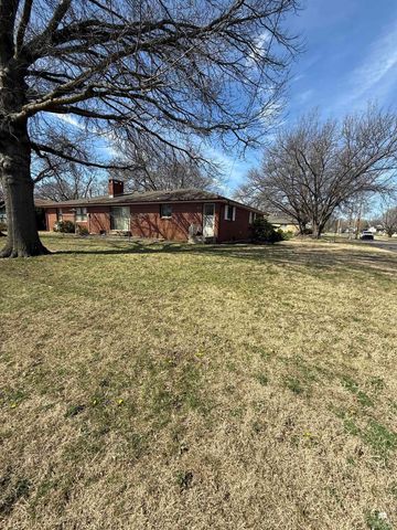 1609 N Campbell Street, Abilene, KS 67410