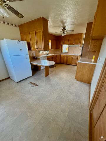 1609 N Campbell Street, Abilene, KS 67410