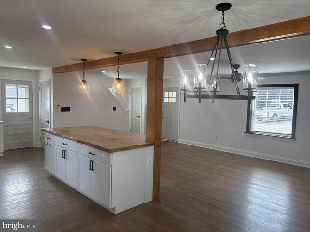 2161 MEADOW VIEW RD, Manheim, PA 17545