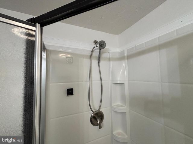 2161 MEADOW VIEW RD, Manheim, PA 17545