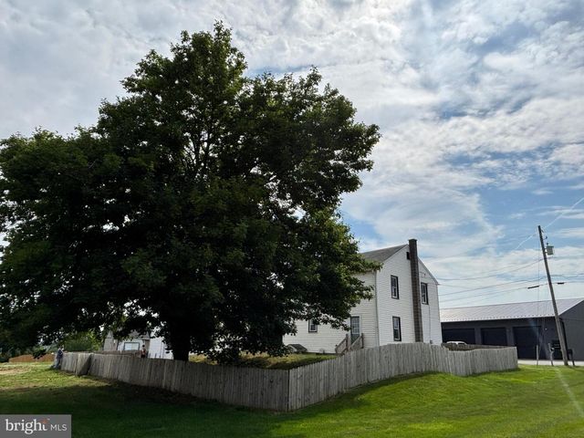 2161 MEADOW VIEW RD, Manheim, PA 17545