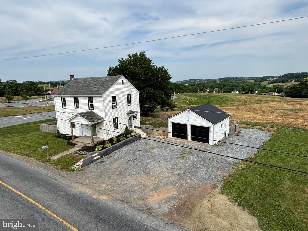 2161 MEADOW VIEW RD, Manheim, PA 17545