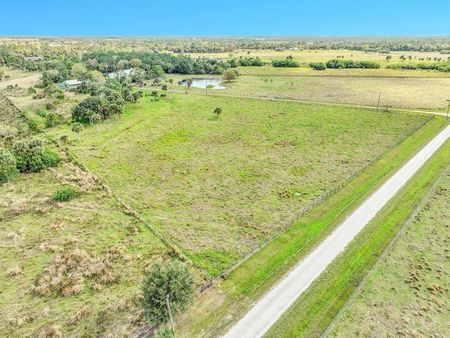 3901 Wild Turkey Trail Trail, Okeechobee, FL 34974