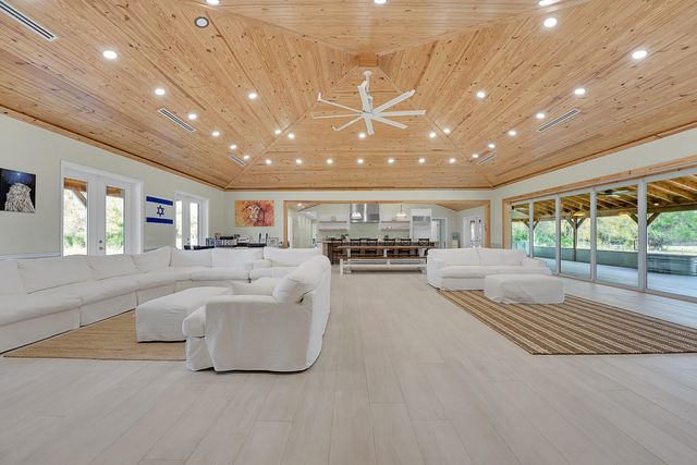 3901 Wild Turkey Trail Trail, Okeechobee, FL 34974