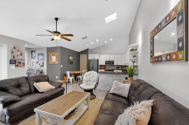 9842 Boca Gardens Trail C, Boca Raton, FL 33496