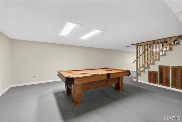 39 Grand Circle Drive, Maryland Heights, MO 63043
