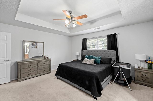 2 Leawood Place, Bella Vista, AR 72715