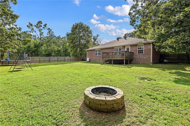 2 Leawood Place, Bella Vista, AR 72715