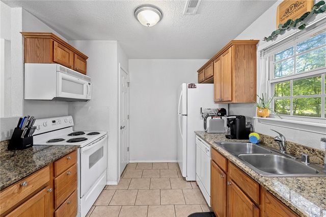 2 Leawood Place, Bella Vista, AR 72715