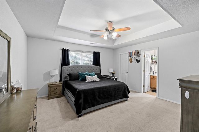 2 Leawood Place, Bella Vista, AR 72715