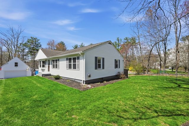 142 Sutton Ave, Oxford, MA 01540