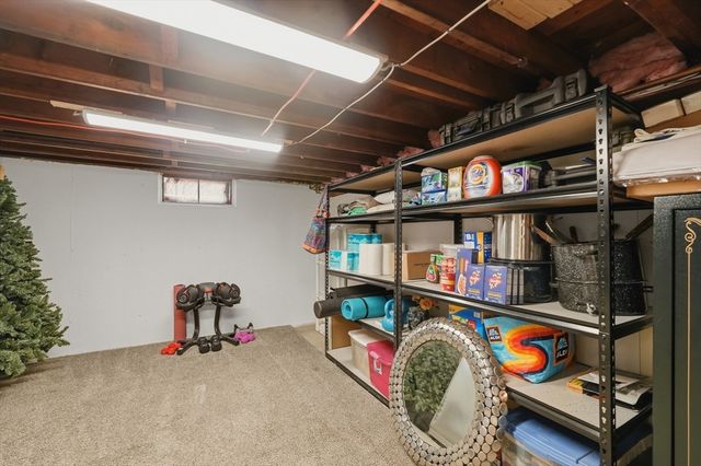 142 Sutton Ave, Oxford, MA 01540