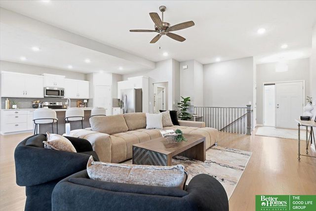 2605 N 167 Street, Omaha, NE 68116