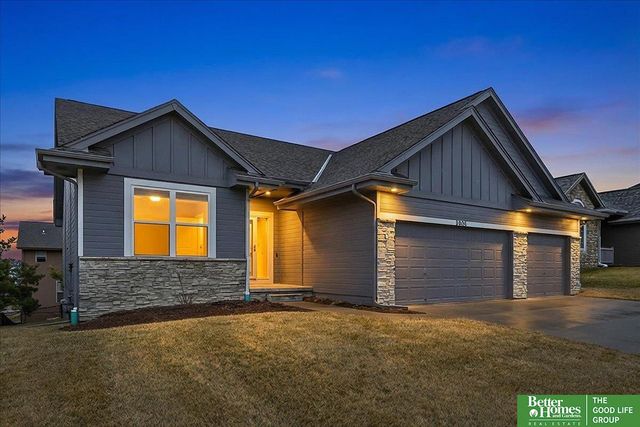 2605 N 167 Street, Omaha, NE 68116